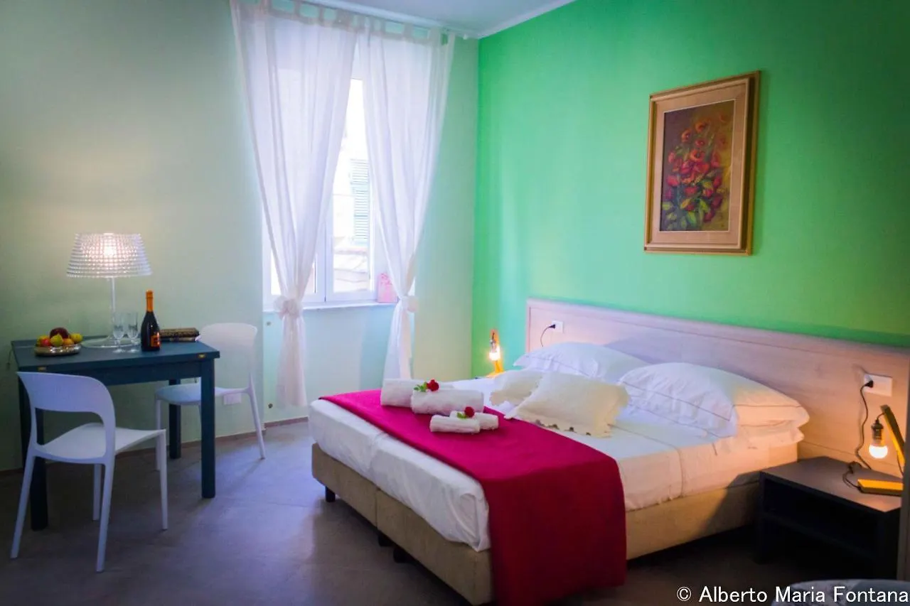 Residenza Florida Bed & Breakfast Noli